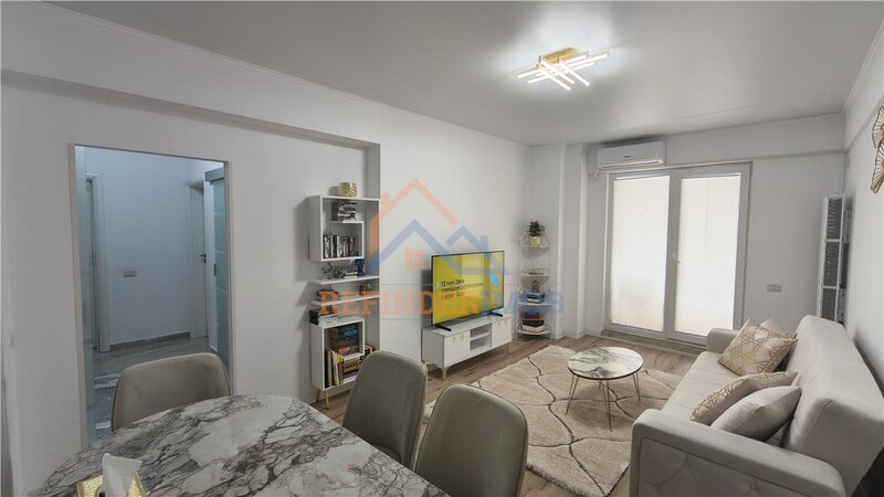 Apartament 2 camere in complex nou mobilat si utilat recent-terasa 10mp